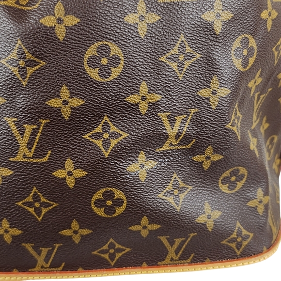 Large Louis Vuitton Noe Drawstring Monogram Shoulder Bag - Picture 10 of 10